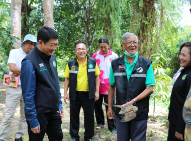 อธิบดีกรมส่งเสริมสหกรณ์ พร้อมด้วย สหกรณ์จังหวัดสุราษฎร์ธานี ... พารามิเตอร์รูปภาพ 17